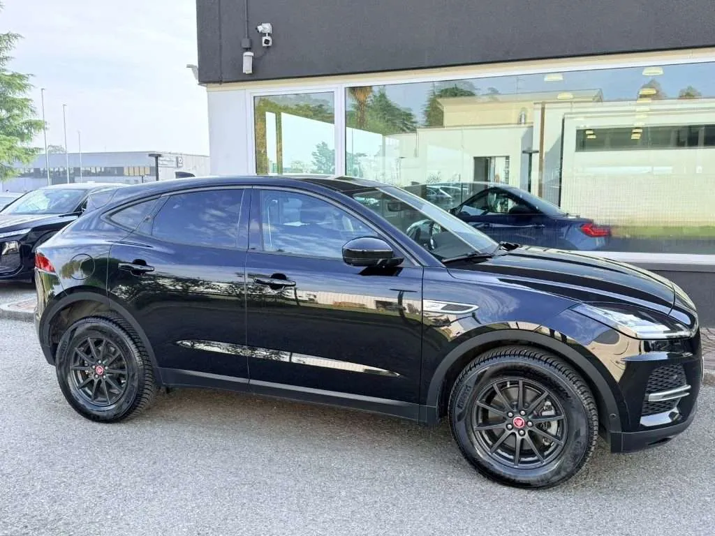 Jaguar E-Pace 2021 photo 5