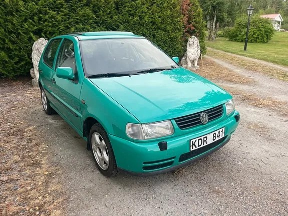 Volkswagen Polo 1999 photo 2