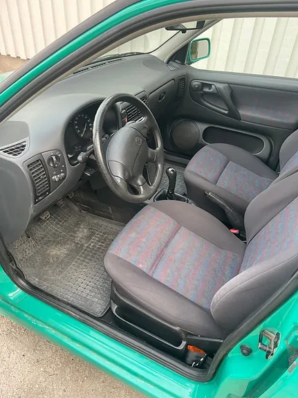 Volkswagen Polo 1999 photo 5