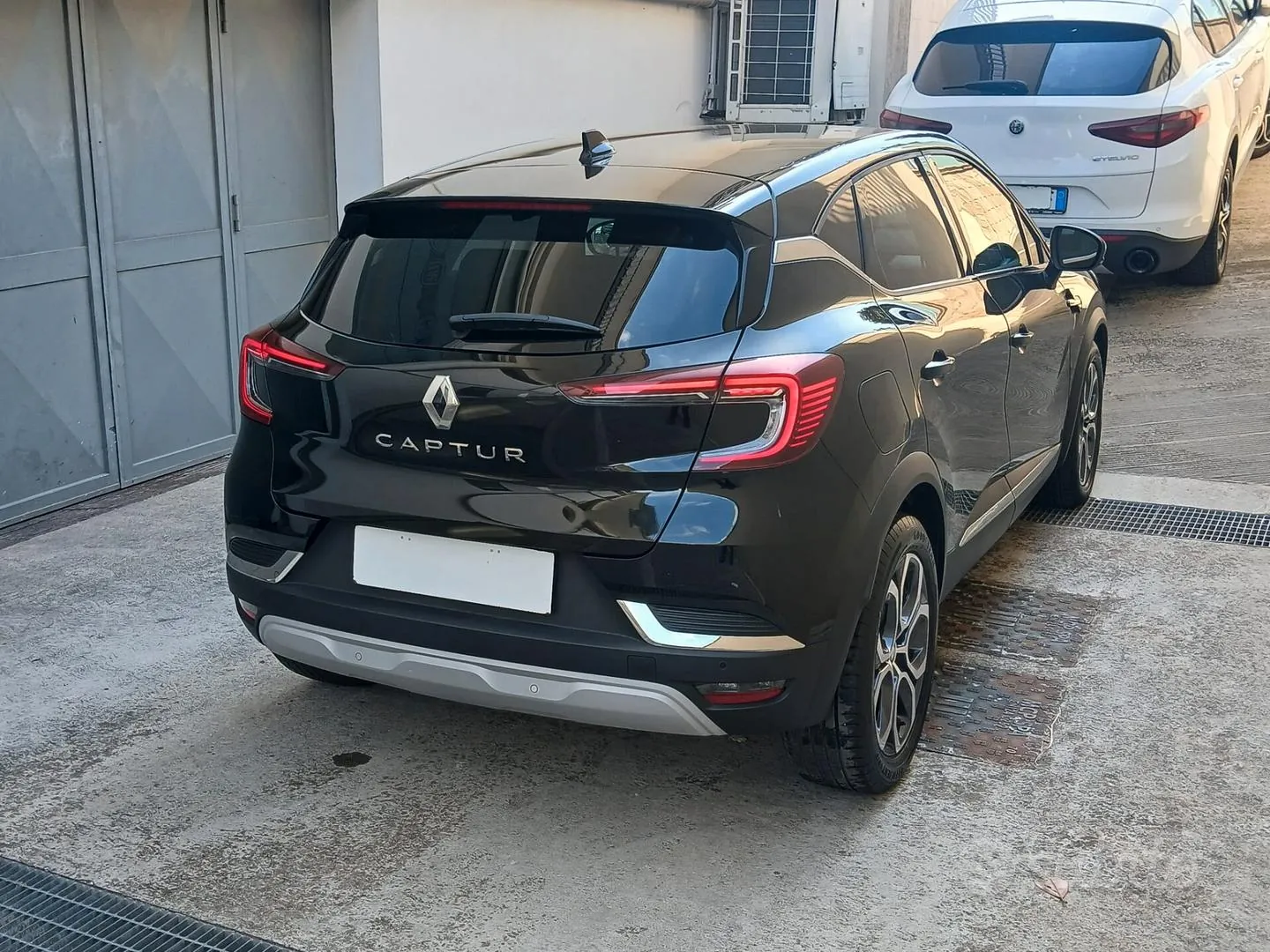 Renault Captur 2023 photo 4