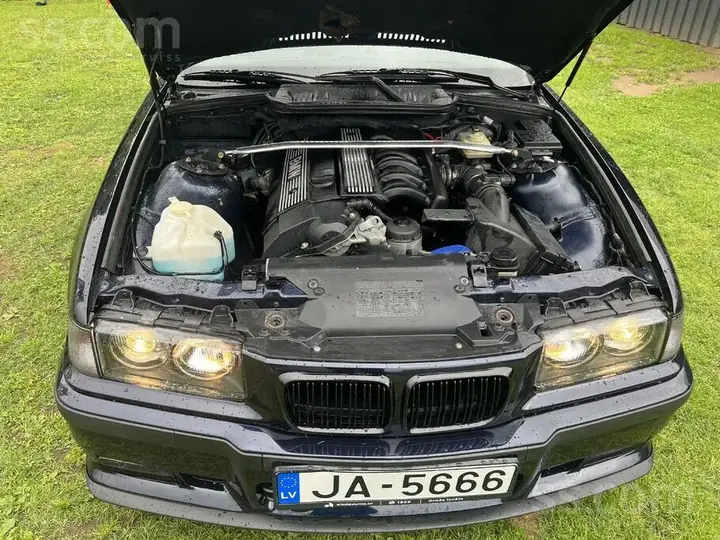 BMW 318 1999 photo 5