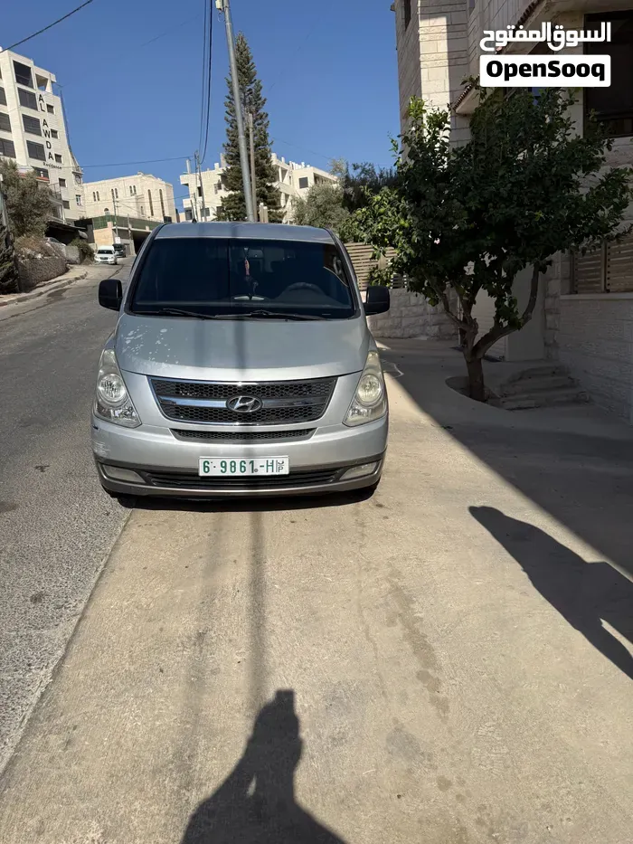 Hyundai H1 2010 photo 2