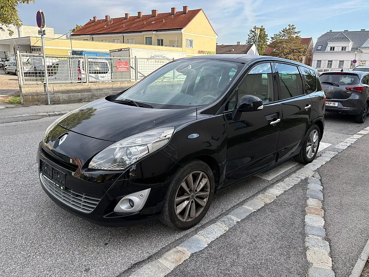 Renault Scenic 2011 photo 2