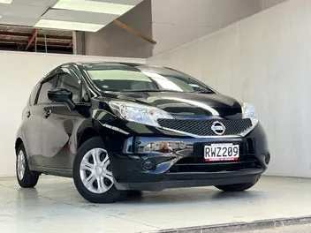 Nissan Note 2015 photo 4