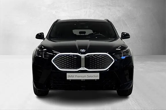 BMW Ix2 2026 photo 2