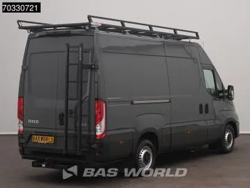 Iveco Daily 2022 photo 2