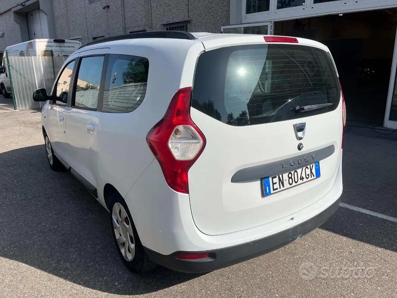 Dacia Lodgy 2012 photo 3