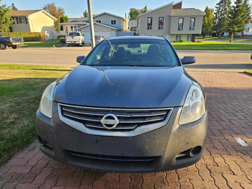 Nissan Altima 2010 photo 5