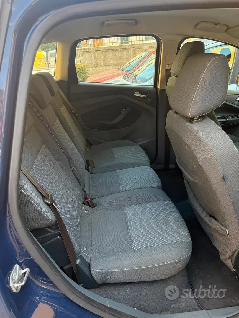 Ford C-Max 2011 photo 5
