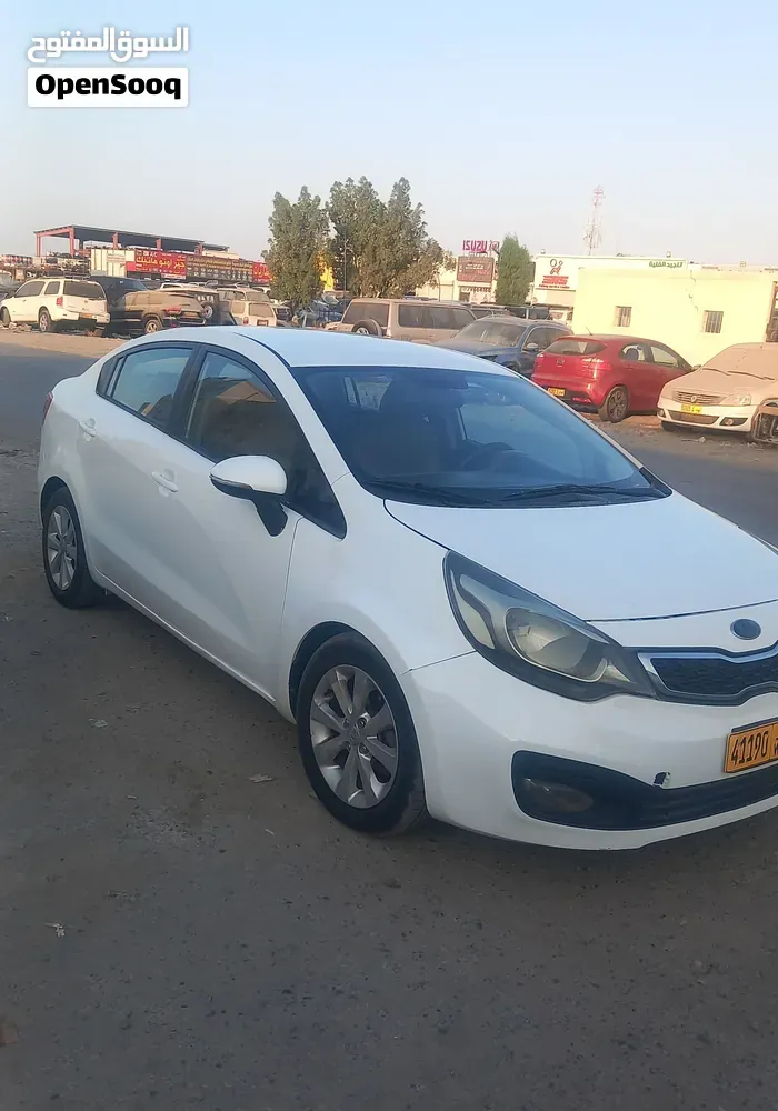 Kia Rio 2013 photo 2
