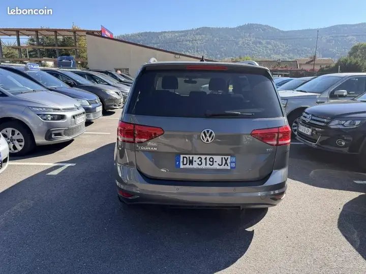 Volkswagen Touran 2015 photo 4