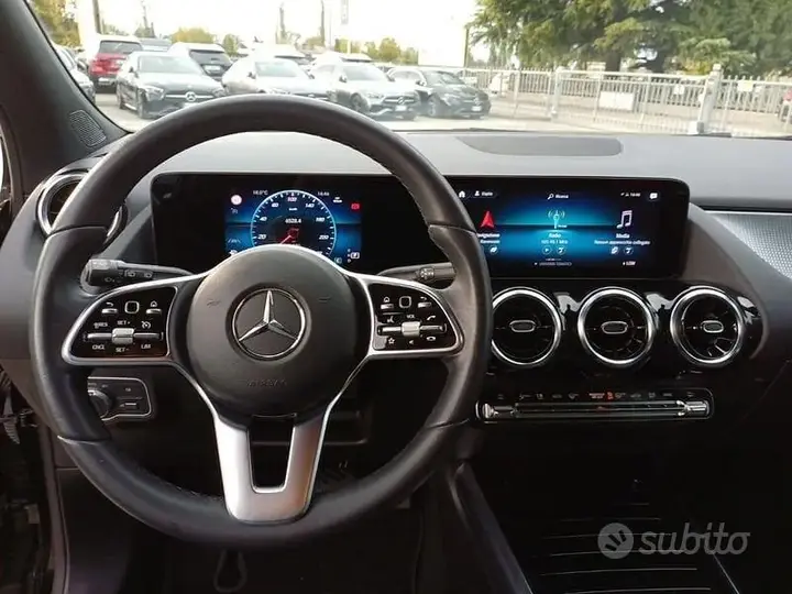 Mercedes-Benz Gla 2022 photo 5