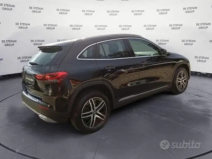 Mercedes-Benz Gla 2022 photo 2