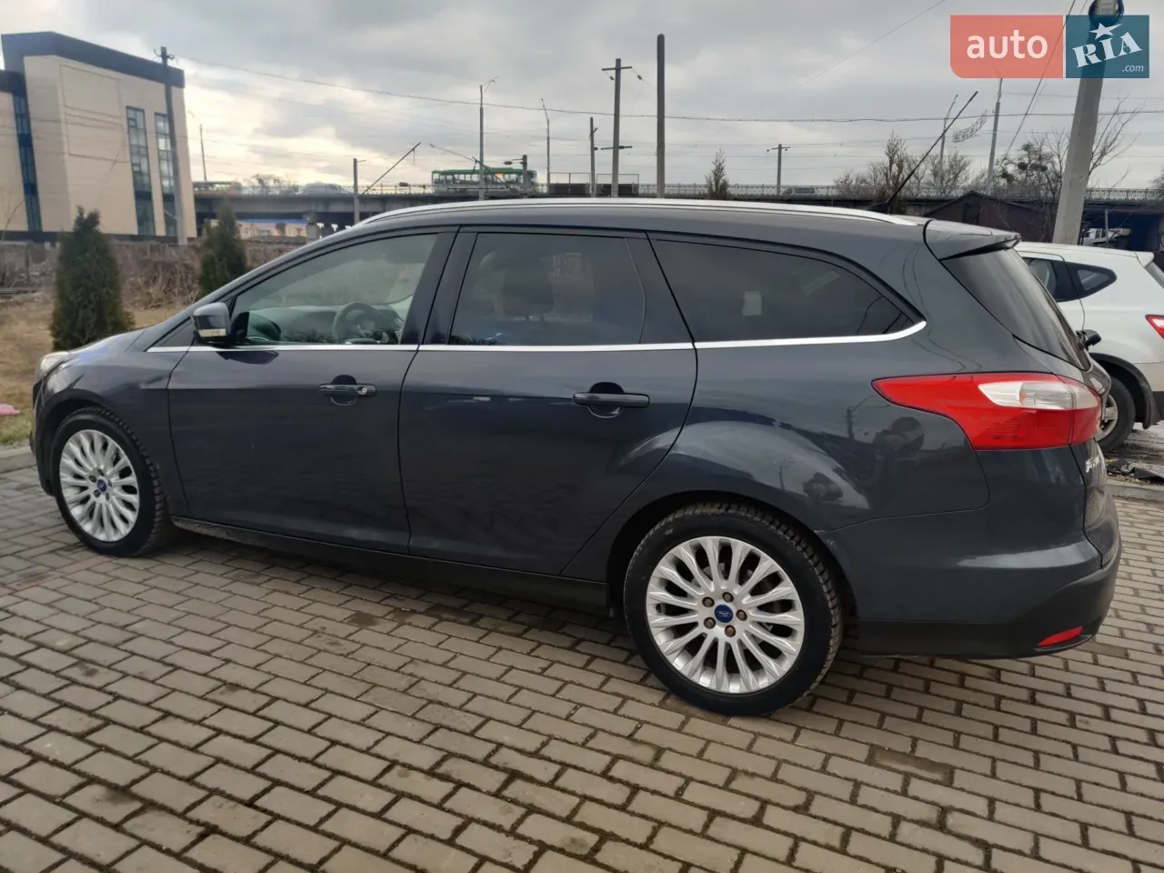 Ford Focus 2014 photo 2
