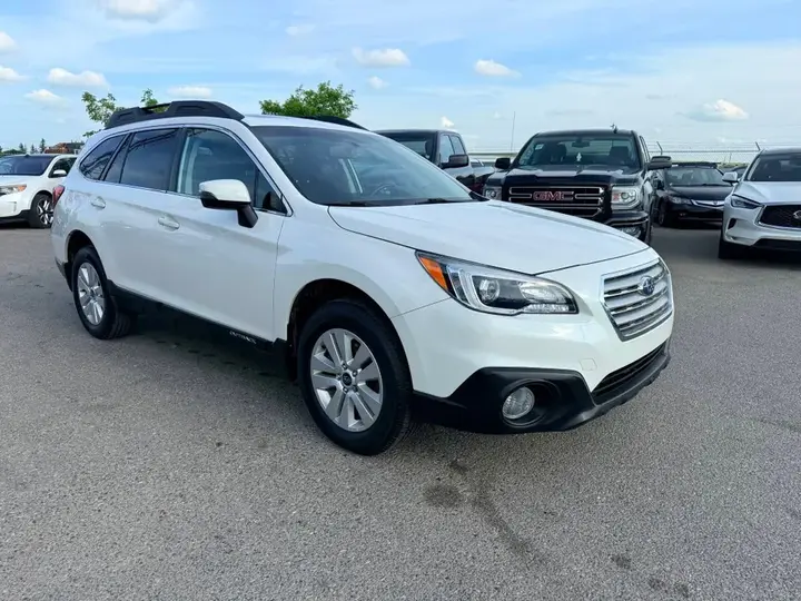Subaru Outback 2017 photo 2