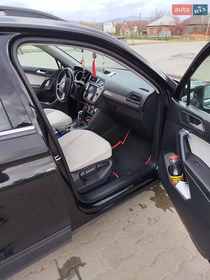 Volkswagen Tiguan 2018 photo 4