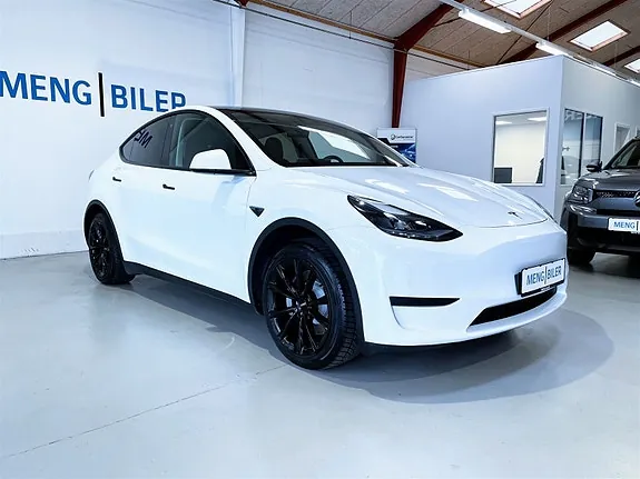 Tesla Model Y 2023 photo 3