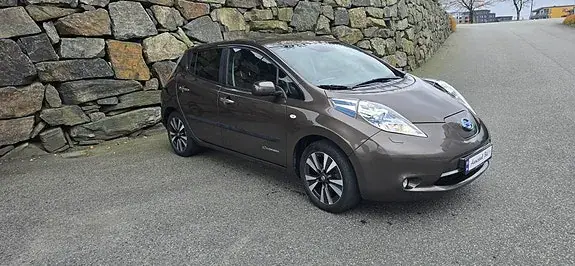 Nissan Leaf 2017 photo 2