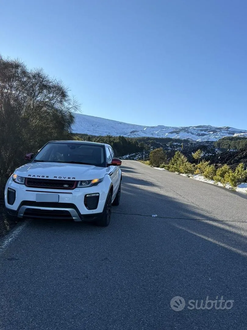 Land Rover Range Rover Evoque 2016 photo 2