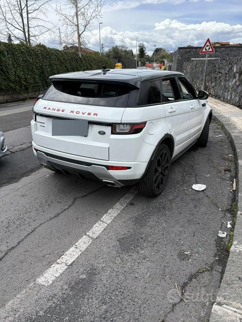 Land Rover Range Rover Evoque 2016 photo 3