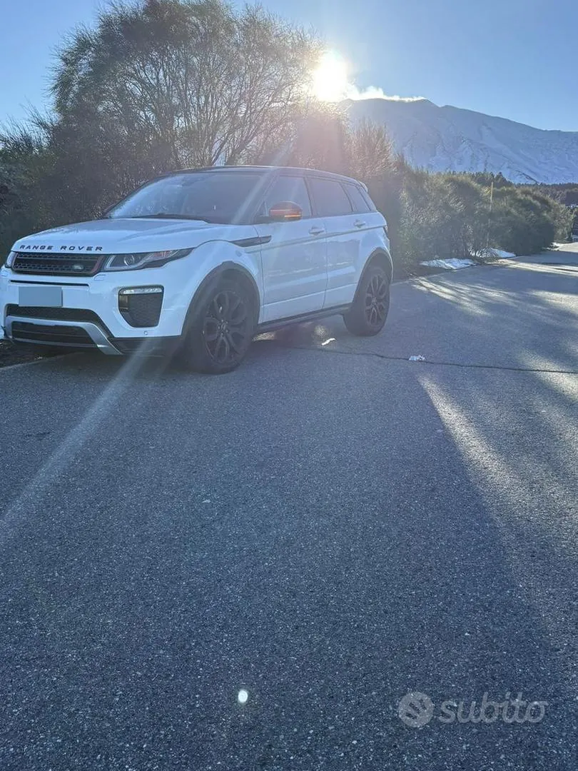 Land Rover Range Rover Evoque 2016 photo 4