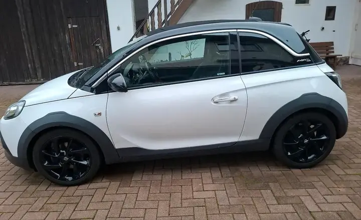 Opel Adam