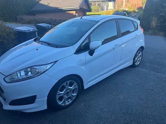 Ford Fiesta 2016 photo 5