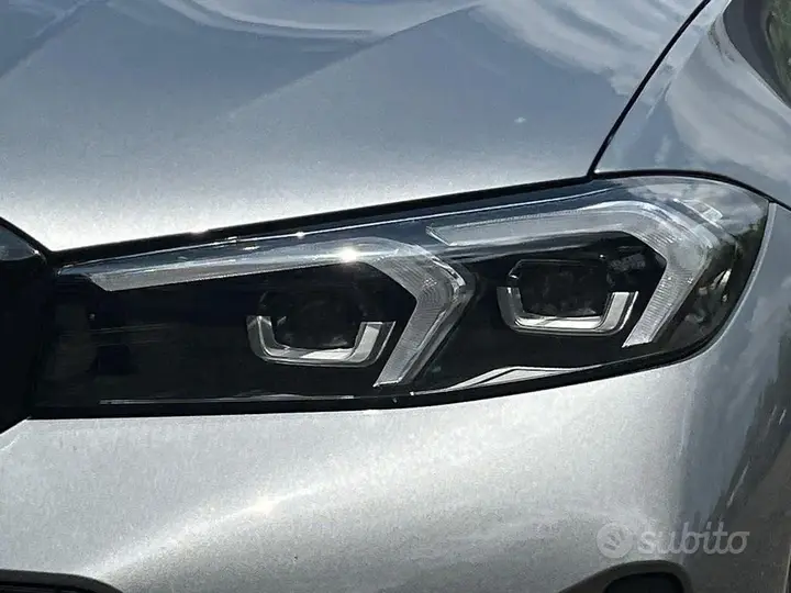 BMW 3 Series 2024 photo 5