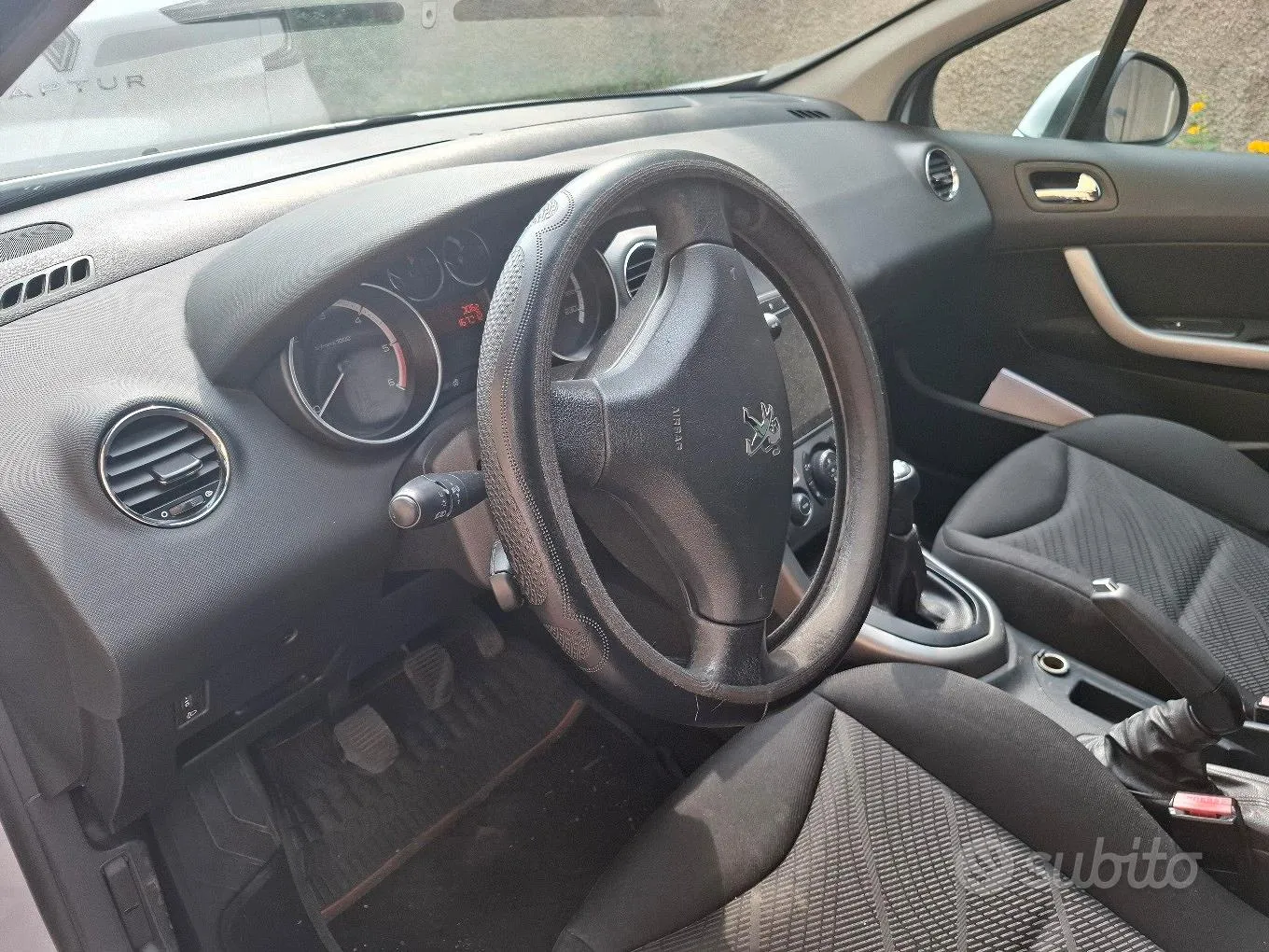 Peugeot 308 2013 photo 5