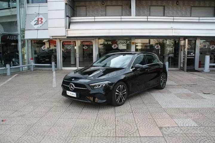 Mercedes-Benz A 180