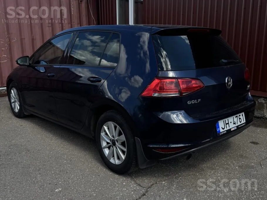 Volkswagen Golf 2013 photo 2