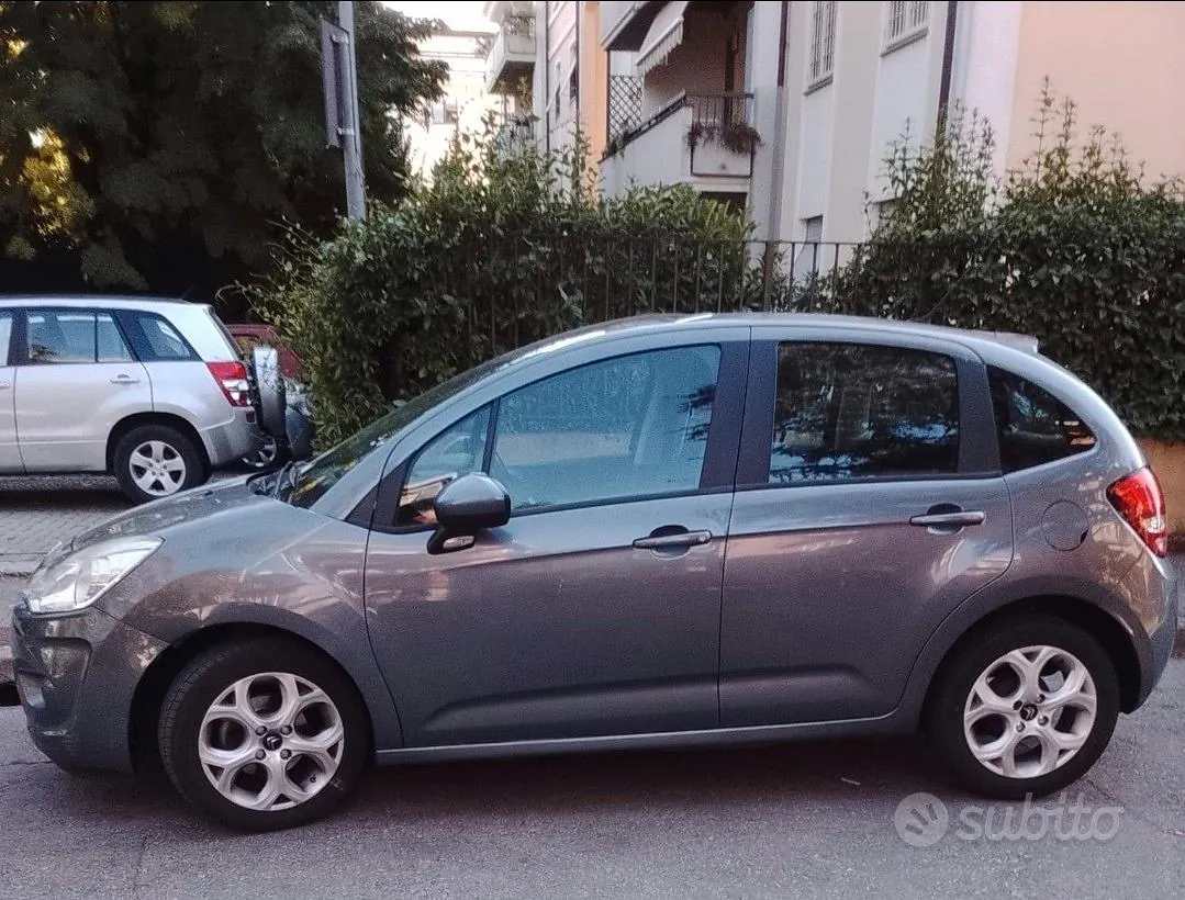 Citroen C3 2011 photo 3