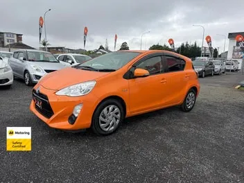 Toyota Aqua 2015 photo 4