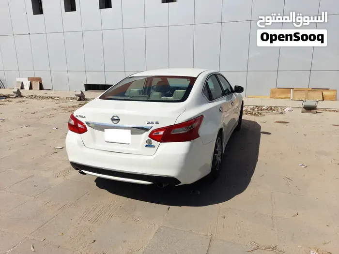 Nissan Altima 2017 photo 4