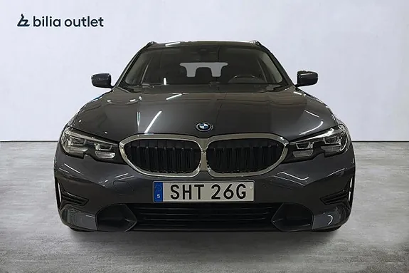 BMW 330E 2022 photo 3