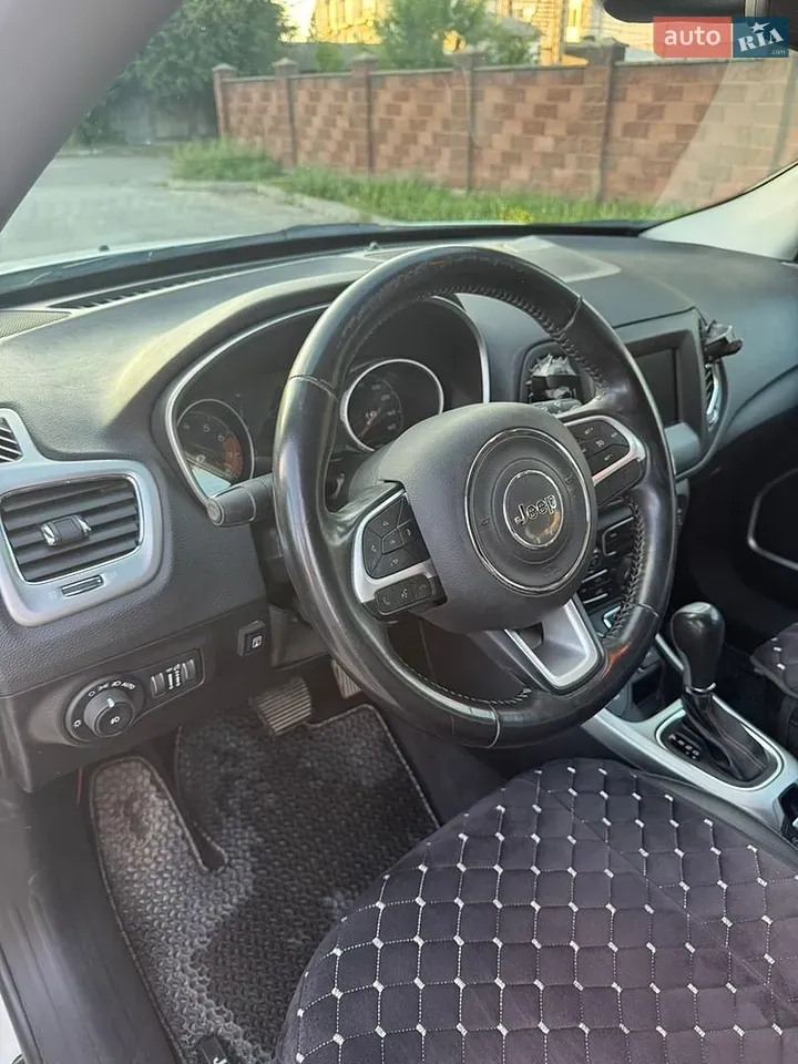 Jeep Compass 2019 photo 2