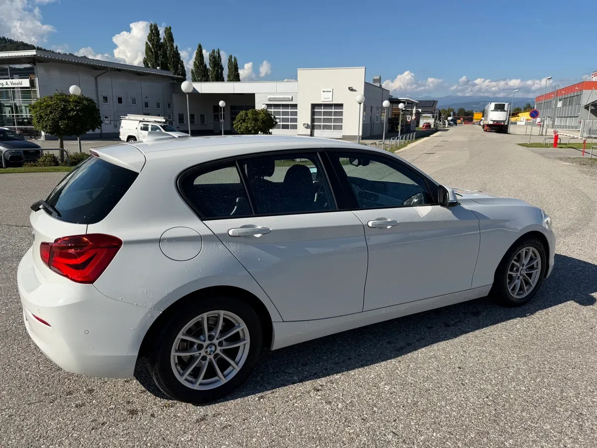BMW 1 Series 2019 photo 3