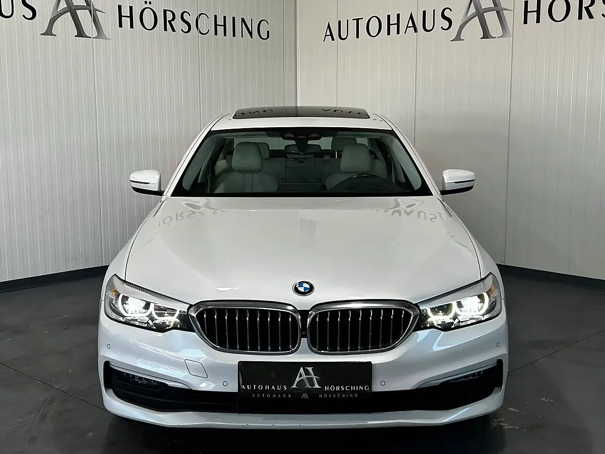 BMW 5 Series 2020 photo 2