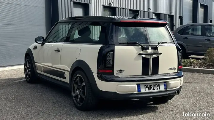 Mini Clubman 2012 photo 4