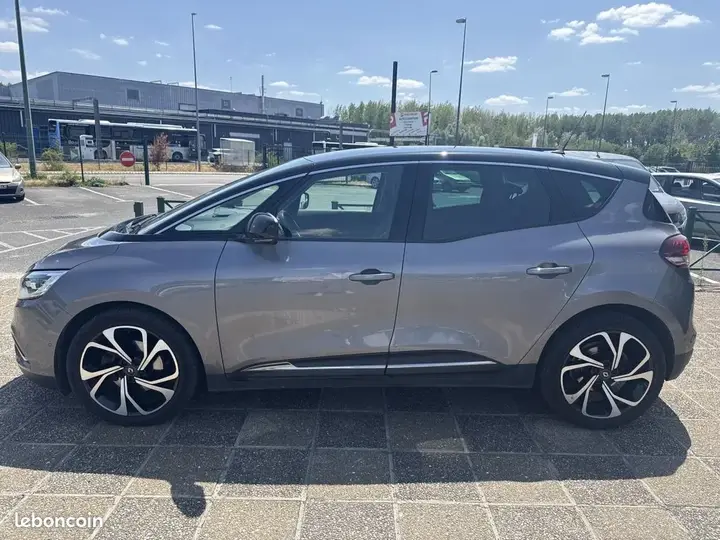 Renault Scenic 2019 photo 4