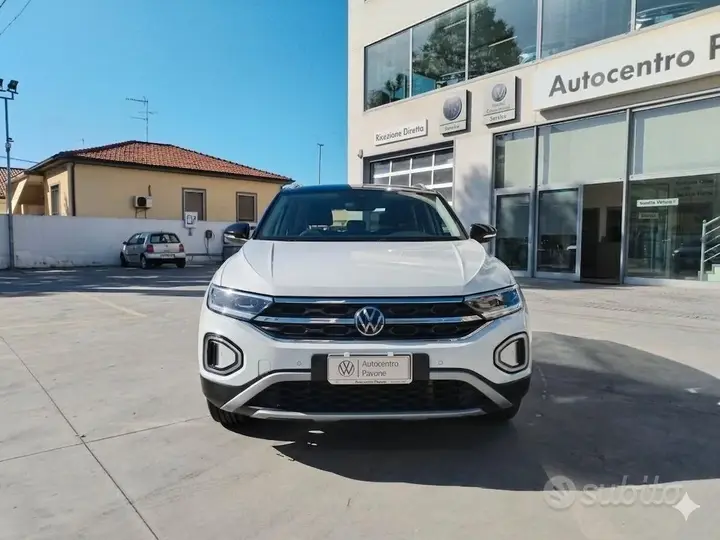Volkswagen T-Roc 2026 photo 2