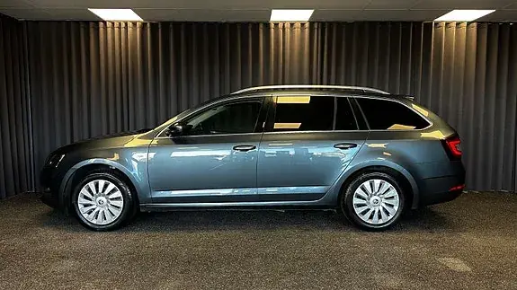 Skoda Octavia 2018 photo 5