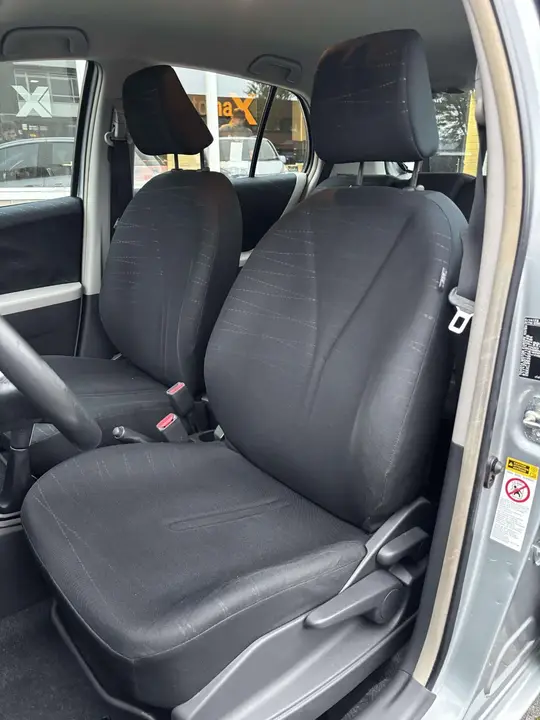 Toyota Yaris 2006 photo 3