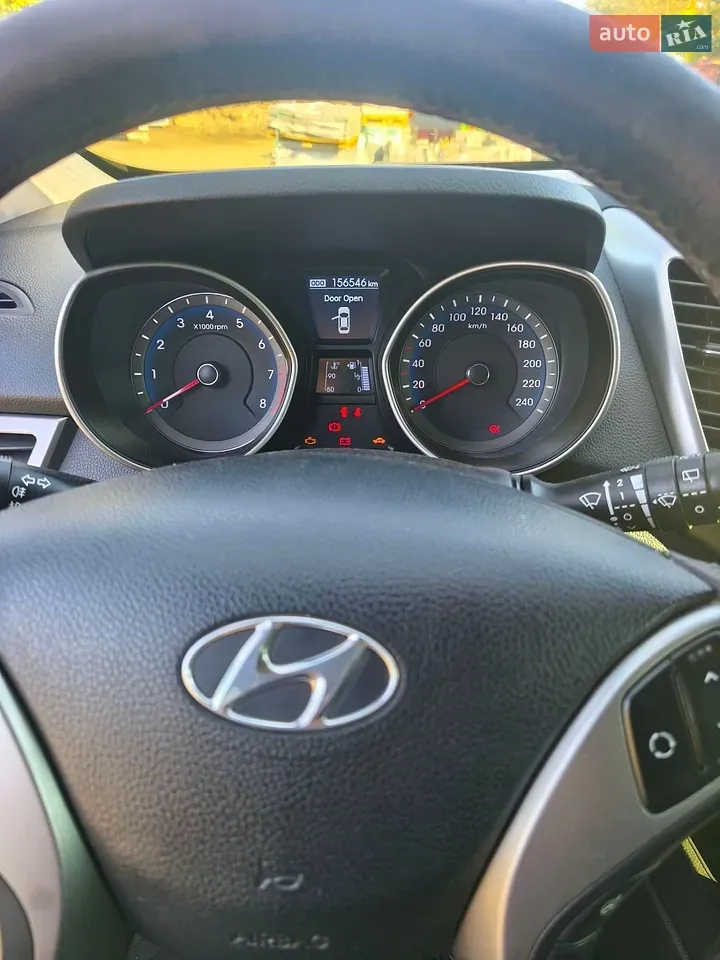 Hyundai I30 2013 photo 2
