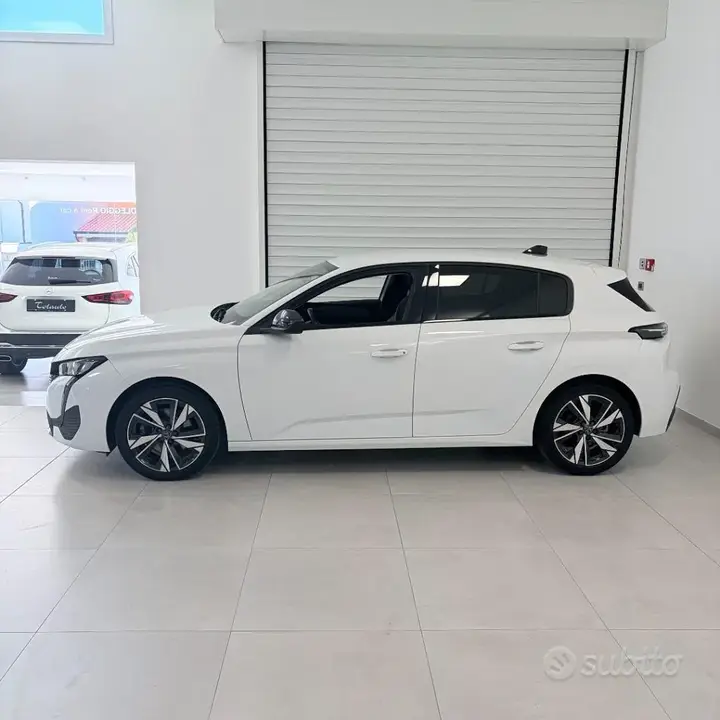 Peugeot 308 2023 photo 4