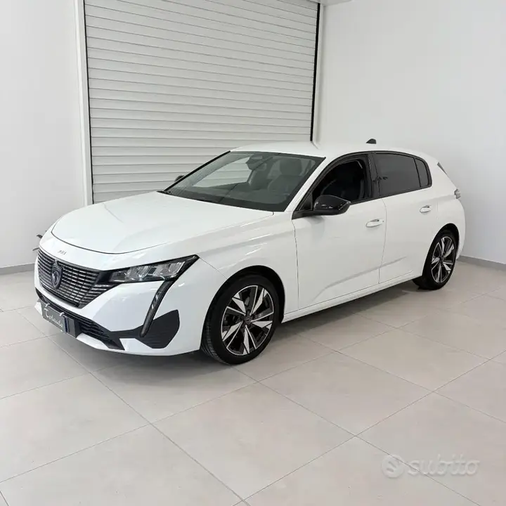 Peugeot 308 2023 photo 3