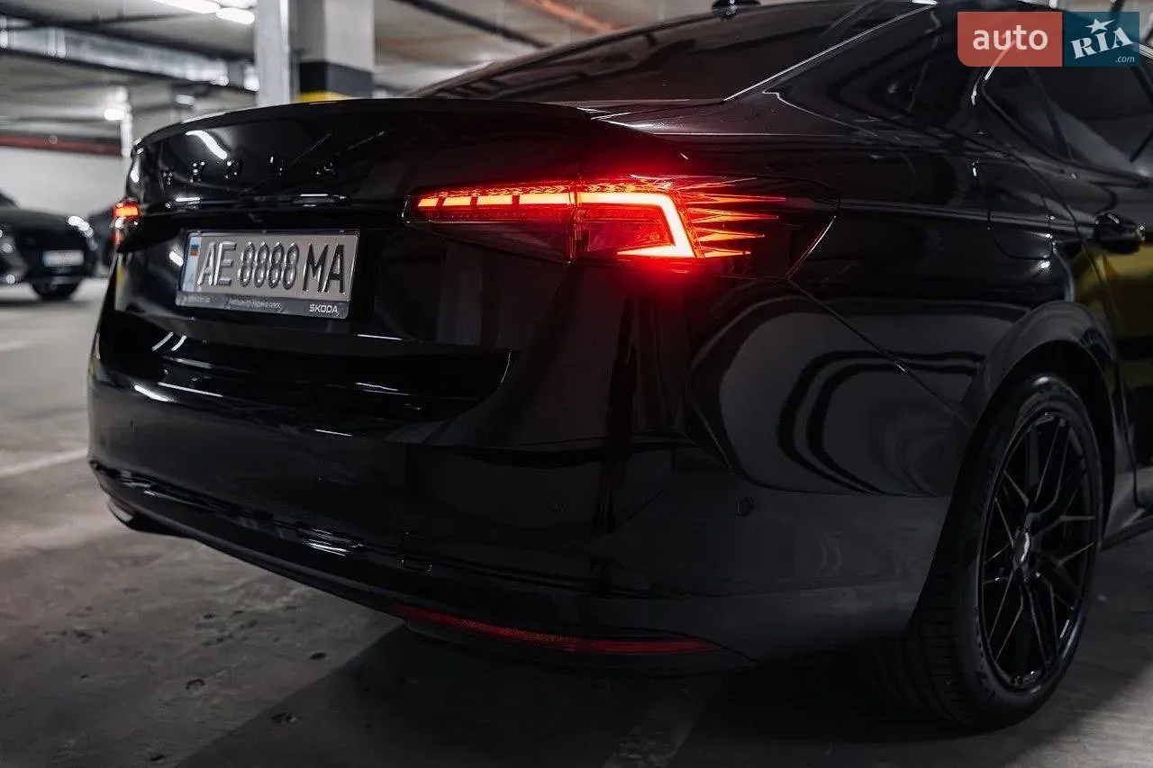 Skoda Superb 2025 photo 5