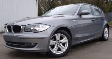 BMW 118 D 2009 photo 2