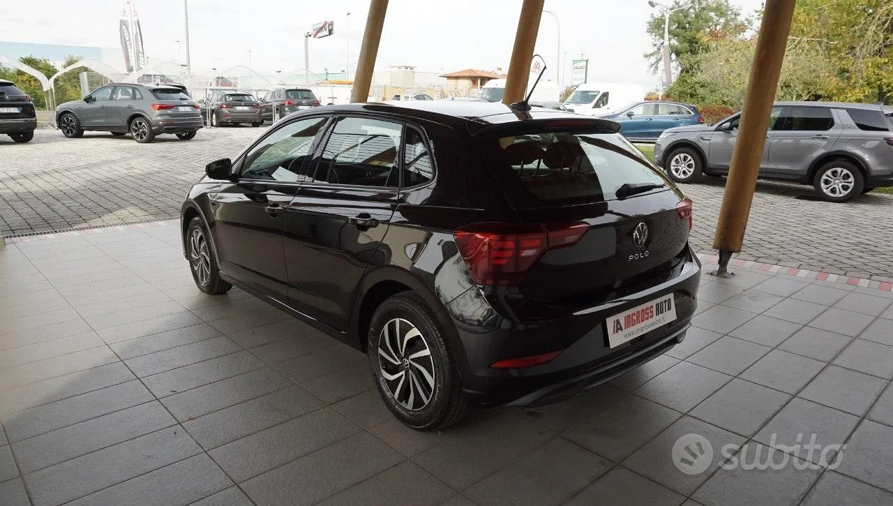 Volkswagen Polo 2023 photo 3