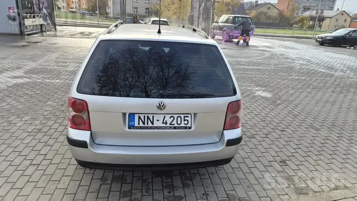 Volkswagen Passat 2005 photo 4